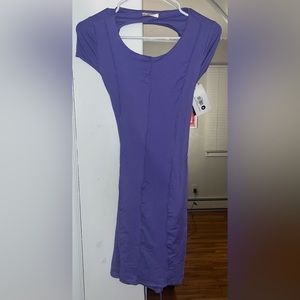 LUXE boutique, size medium, color purple